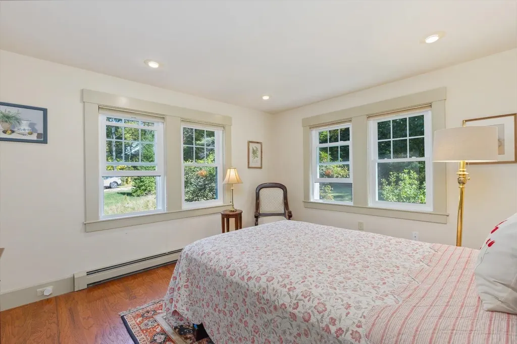 18 Antrim Road Hancock NH 03449