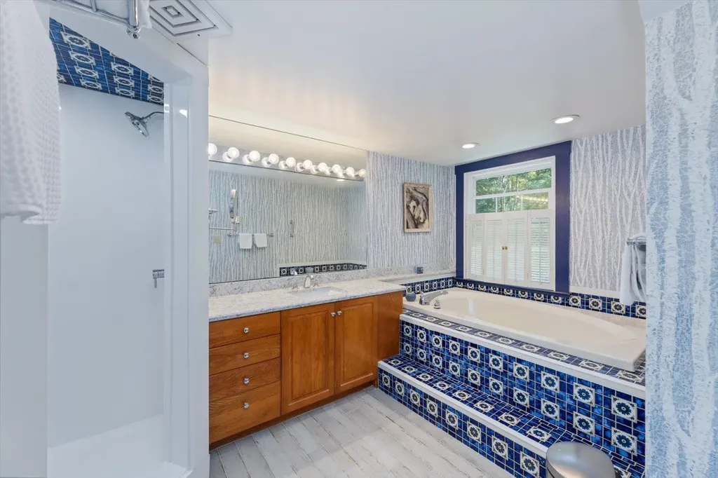 18 Antrim Road Hancock NH 03449