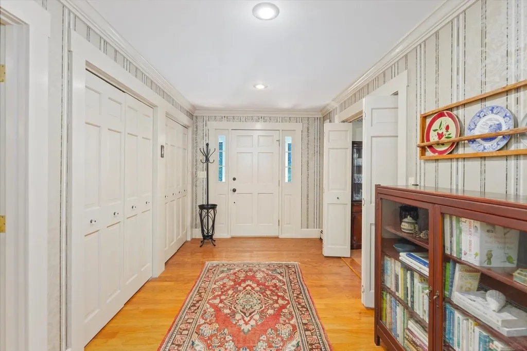 18 Antrim Road Hancock NH 03449