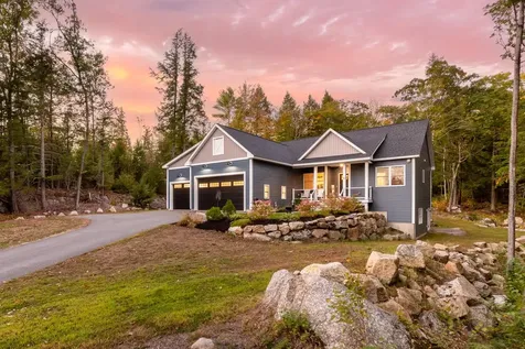 41 Baldwin Avenue New Hampton NH 03256