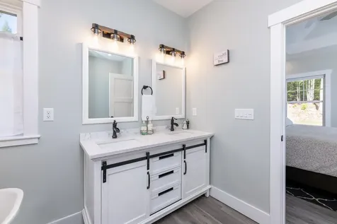 41 Baldwin Avenue New Hampton NH 03256