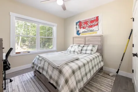 41 Baldwin Avenue New Hampton NH 03256