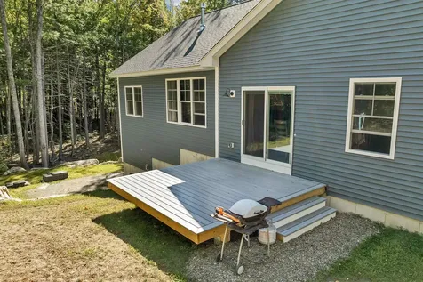 41 Baldwin Avenue New Hampton NH 03256