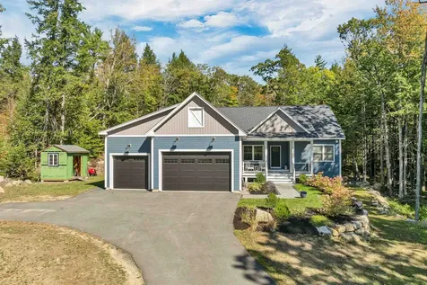 41 Baldwin Avenue New Hampton NH 03256