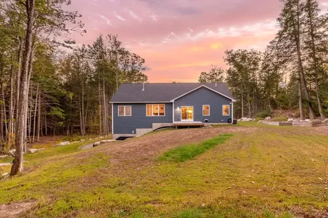 41 Baldwin Avenue New Hampton NH 03256