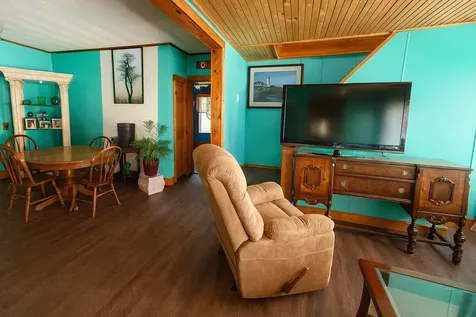 22 New Dunstable Road Nashua NH 03060