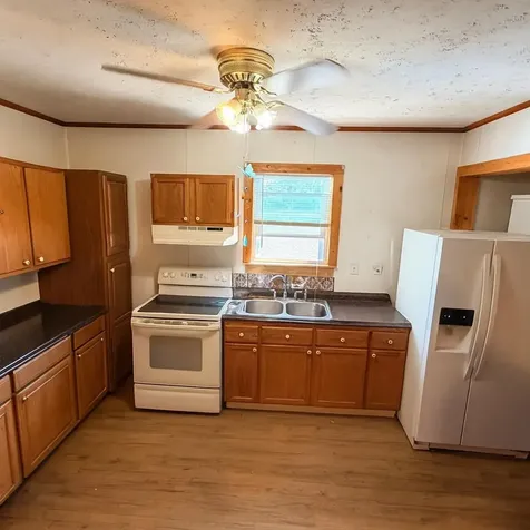 22 New Dunstable Road Nashua NH 03060