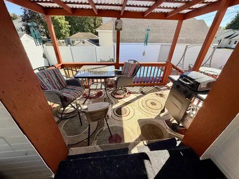 22 New Dunstable Road Nashua NH 03060