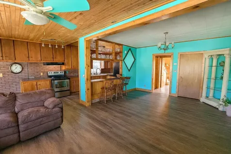 22 New Dunstable Road Nashua NH 03060