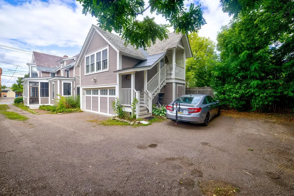 42 Elmwood Avenue Burlington VT 05401