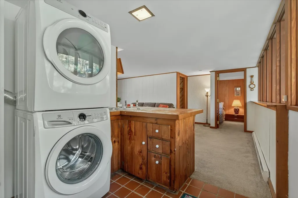 35 Birch Road Londonderry VT 05155