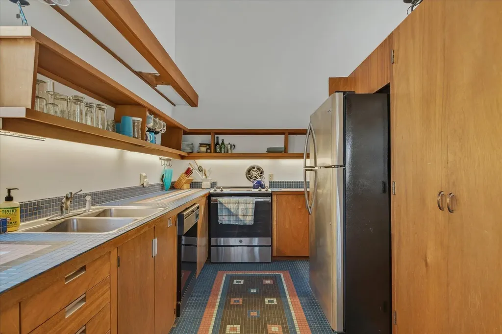 35 Birch Road Londonderry VT 05155