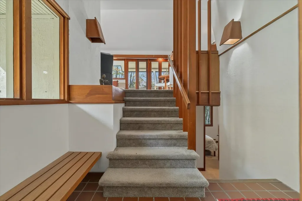 35 Birch Road Londonderry VT 05155