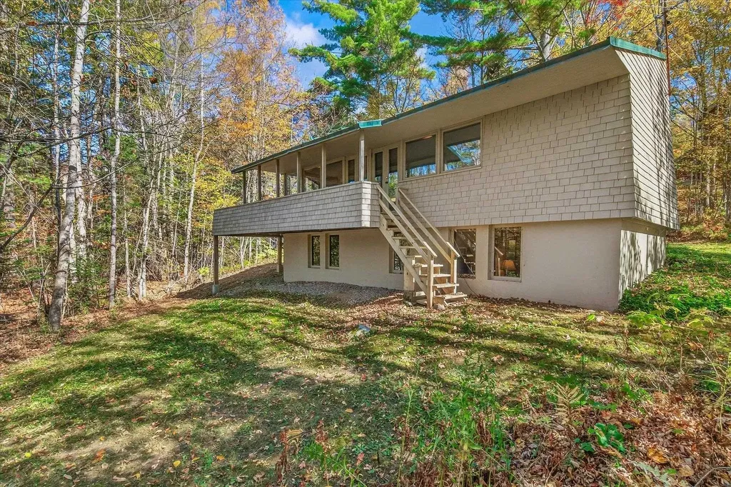 35 Birch Road Londonderry VT 05155