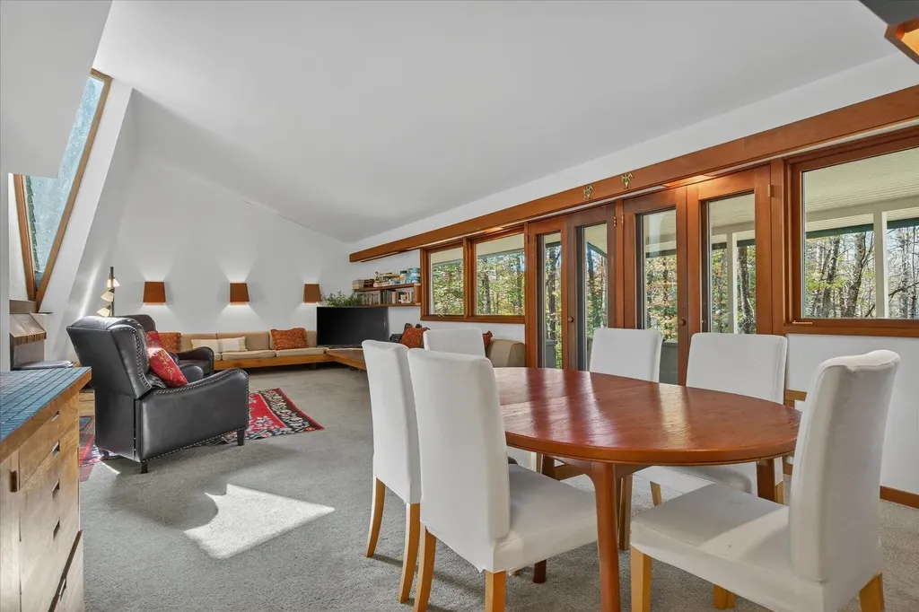 35 Birch Road Londonderry VT 05155