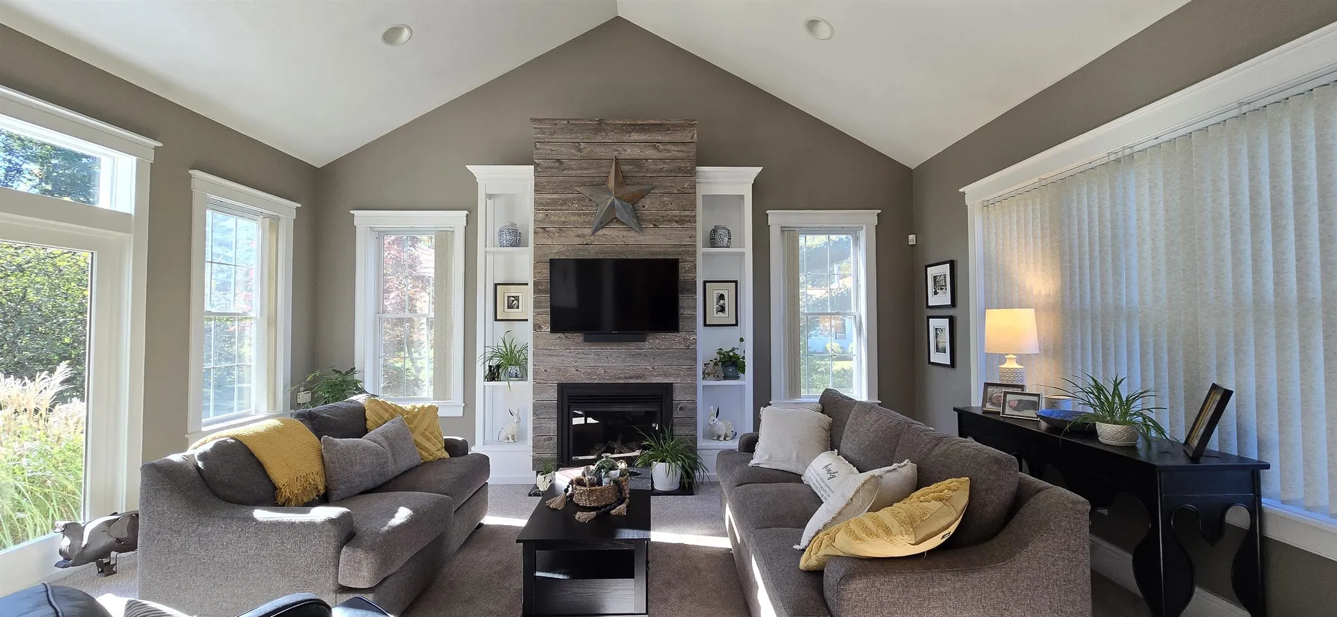 31 Ilona Lane Loudon NH 03307