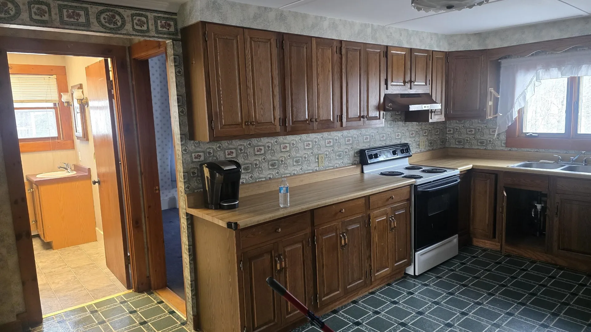 9 East Side Road Conway NH 03818