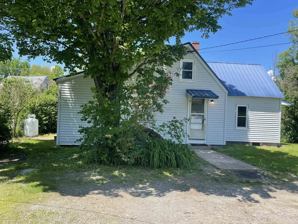 10 Deering Center Road Deering NH 03244