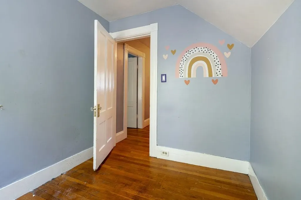 11 N Adams Street Manchester NH 03104