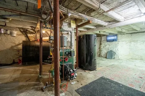 11 N Adams Street Manchester NH 03104