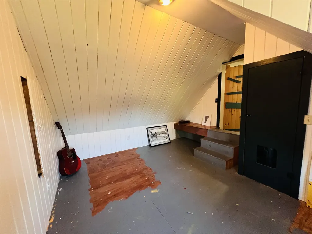 87 Cochran Road Groton VT 05046