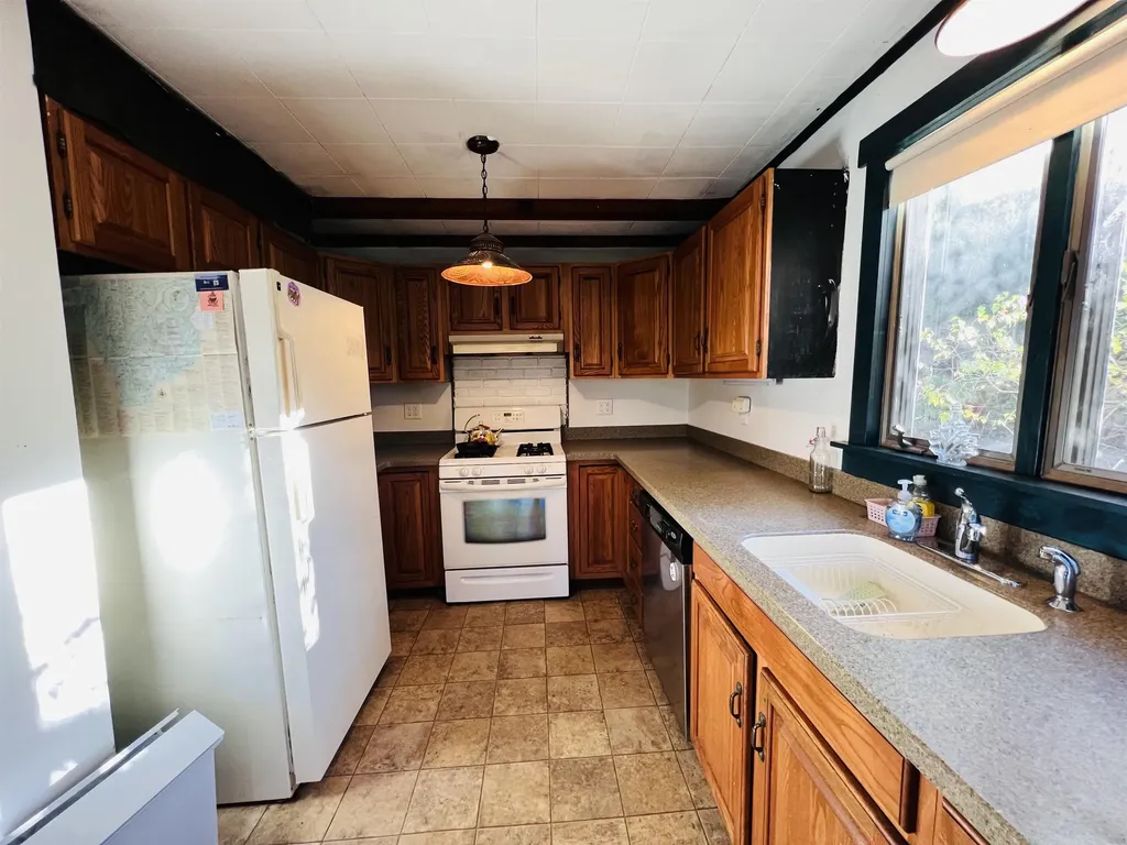 87 Cochran Road Groton VT 05046