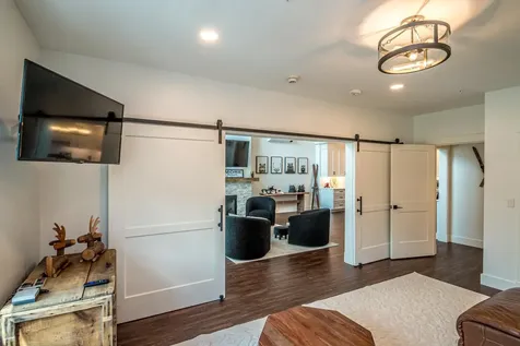 239 Skimobile Road Conway NH 03860