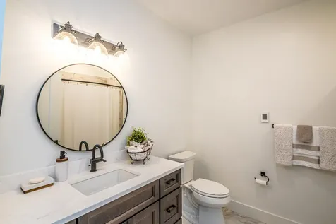 239 Skimobile Road Conway NH 03860