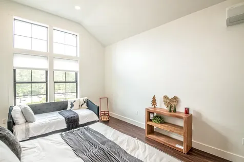 239 Skimobile Road Conway NH 03860