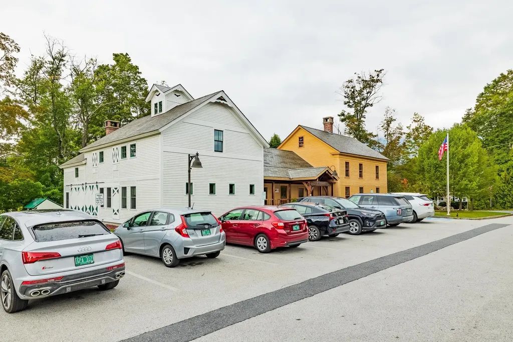 114 Cemetery Avenue Manchester VT 05255