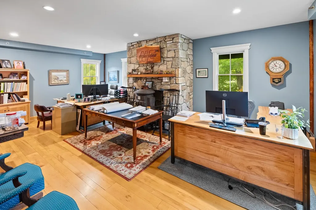 114 Cemetery Avenue Manchester VT 05255