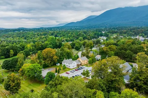 114 Cemetery Avenue Manchester VT 05255