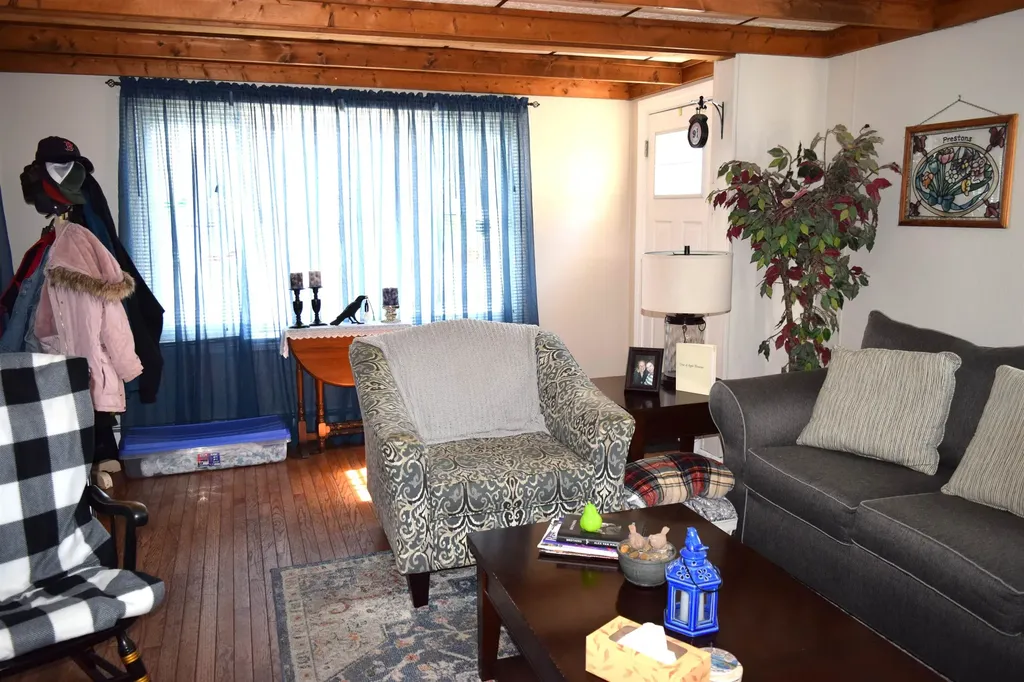 50 Franklin Street Derry NH 03038