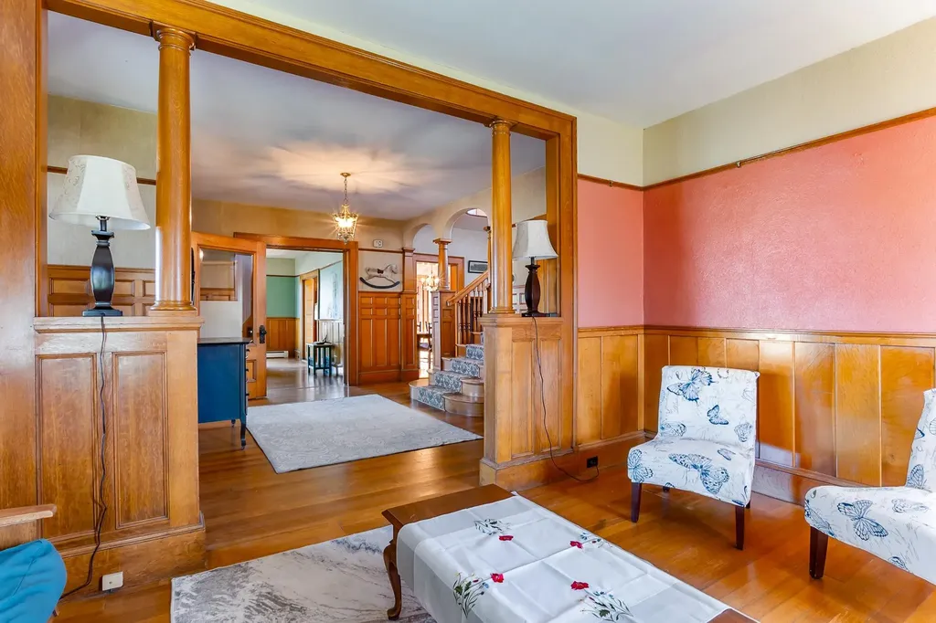 30 Pleasant Street Colebrook NH 03576