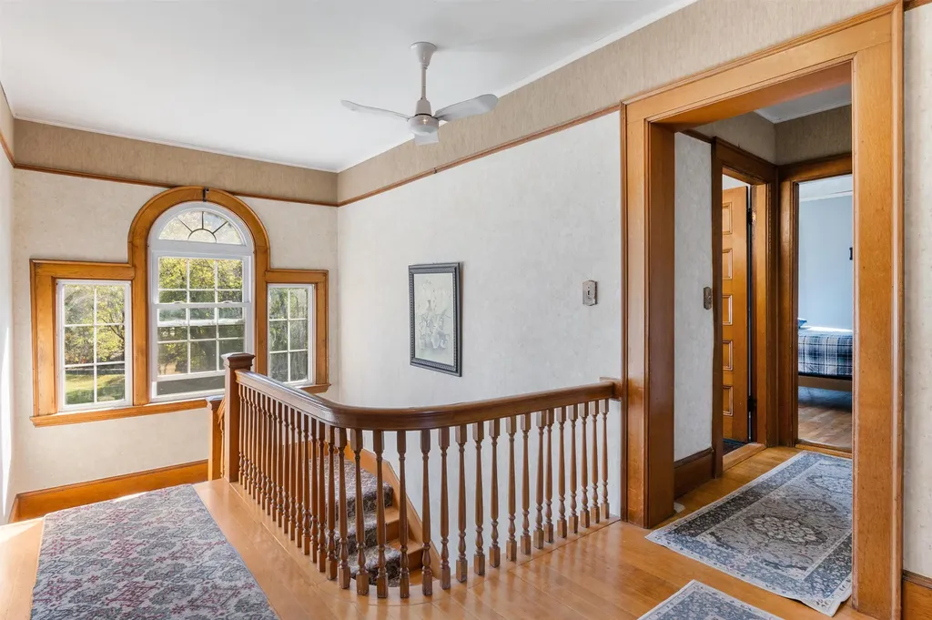 30 Pleasant Street Colebrook NH 03576