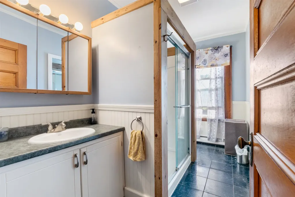 30 Pleasant Street Colebrook NH 03576