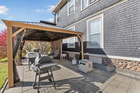 30 Pleasant Street Colebrook NH 03576