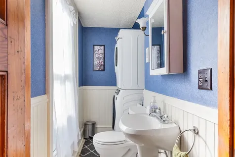 30 Pleasant Street Colebrook NH 03576