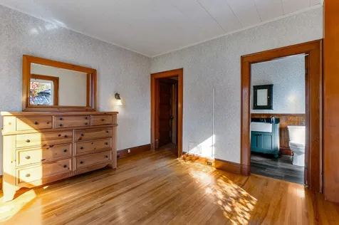 30 Pleasant Street Colebrook NH 03576