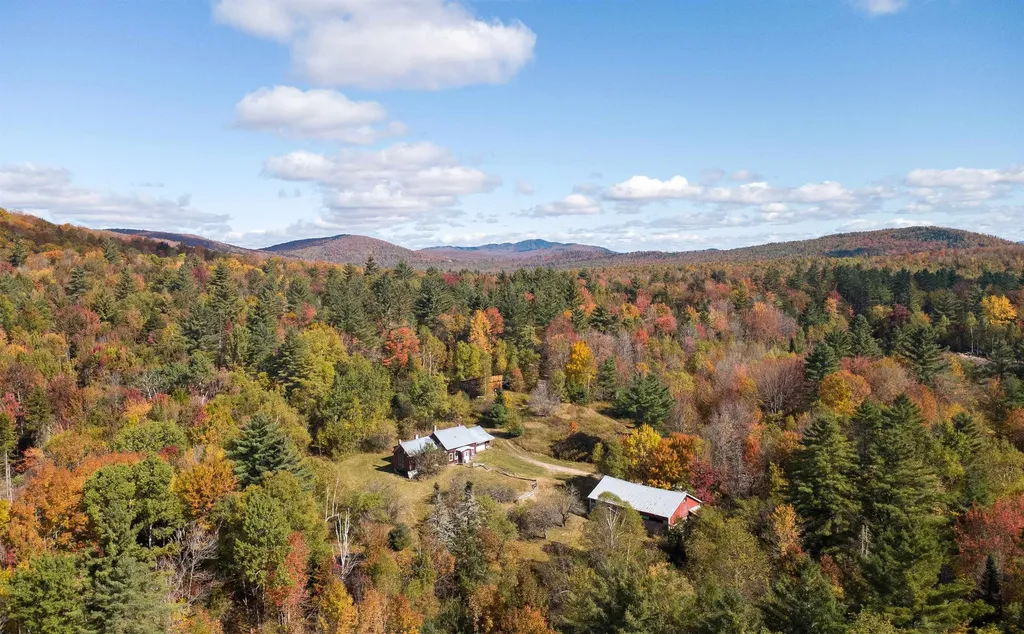 91 Venheim Road Lunenburg VT 05906