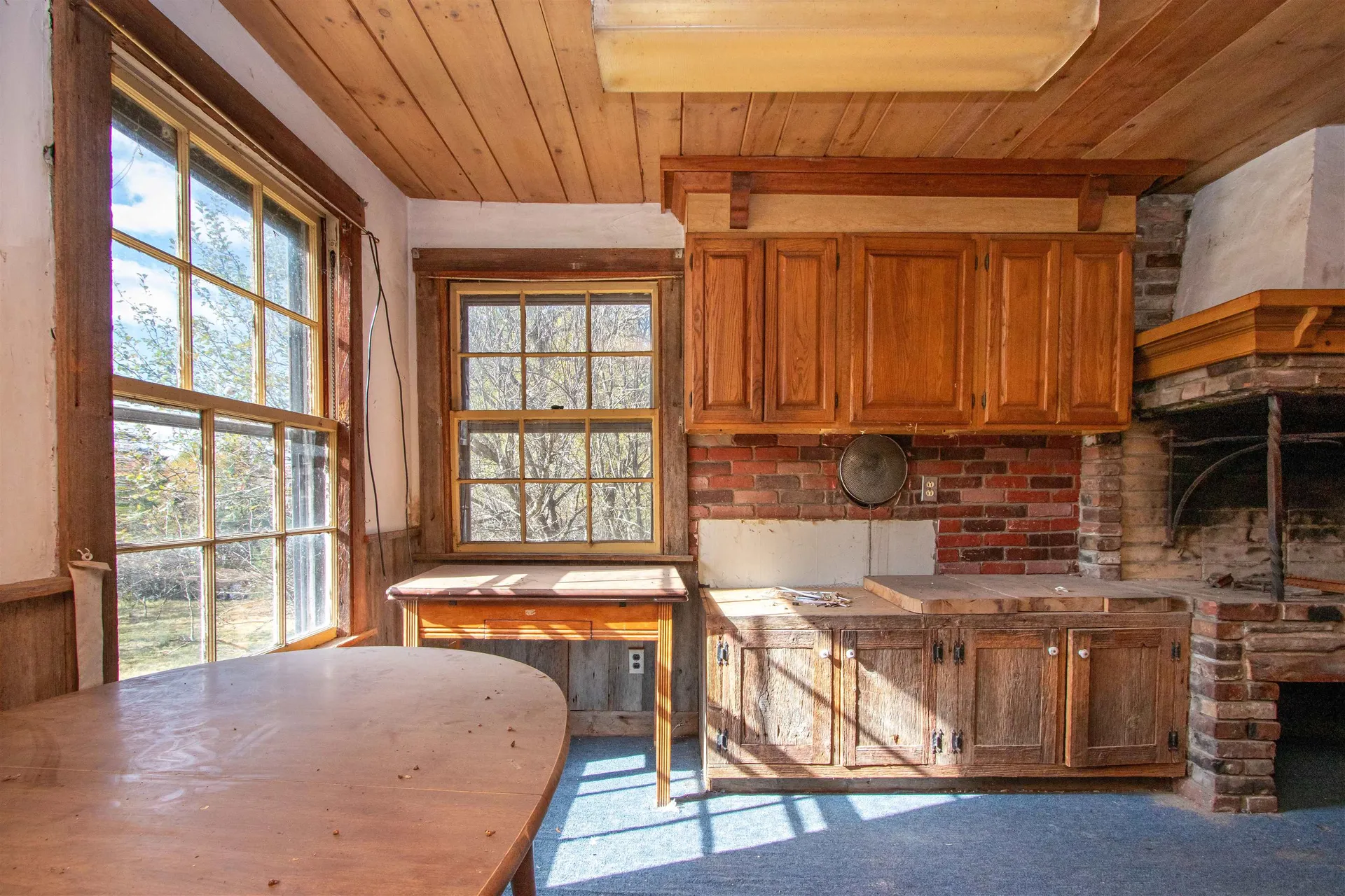 91 Venheim Road Lunenburg VT 05906