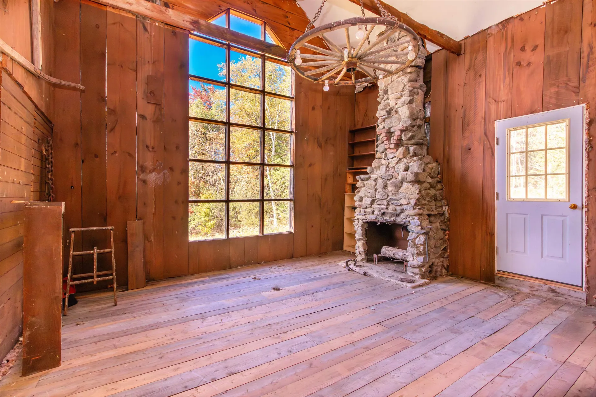 91 Venheim Road Lunenburg VT 05906