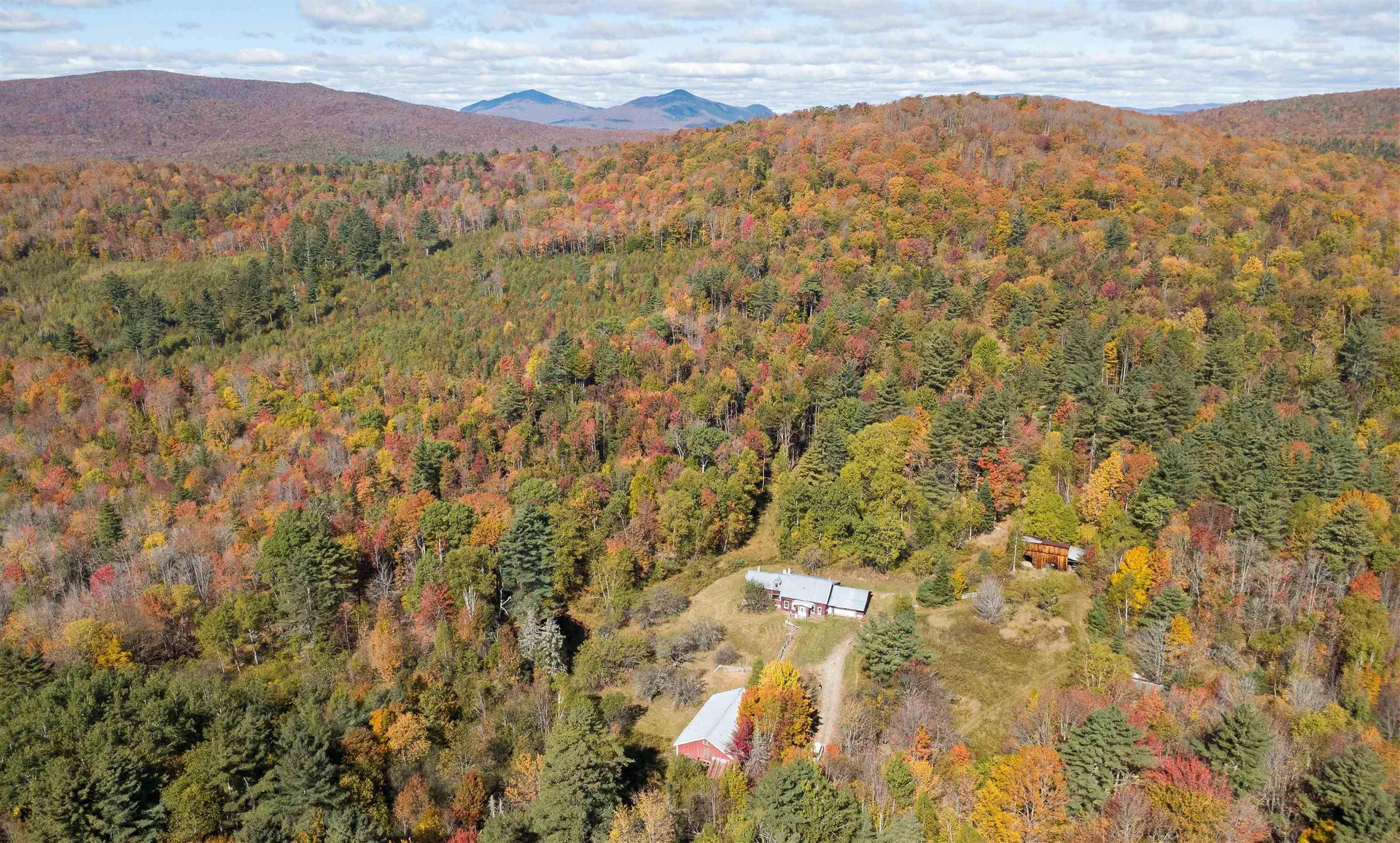 91 Venheim Road Lunenburg VT 05906