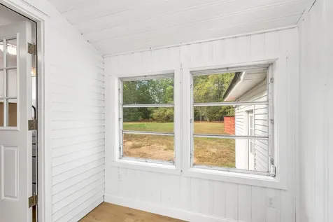 180 Chestnut Hill Road Rochester NH 03867