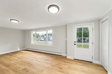 180 Chestnut Hill Road Rochester NH 03867