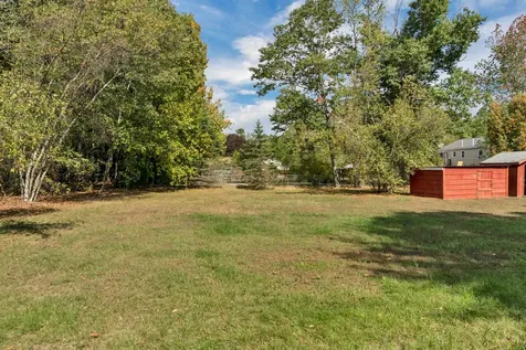 180 Chestnut Hill Road Rochester NH 03867