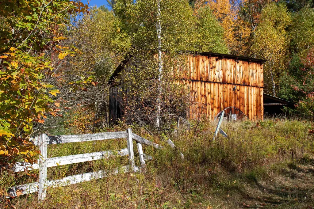 91 Venheim Road Lunenburg VT 05906