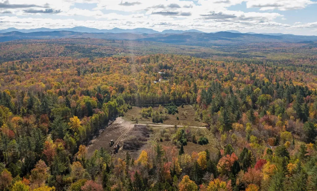 91 Venheim Road Lunenburg VT 05906