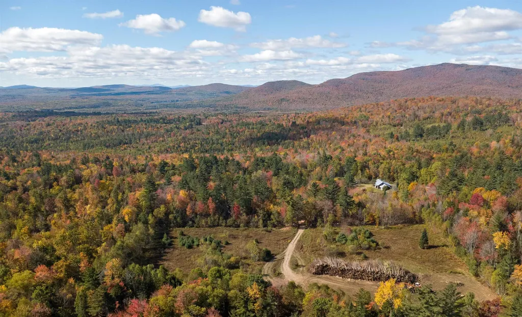 91 Venheim Road Lunenburg VT 05906