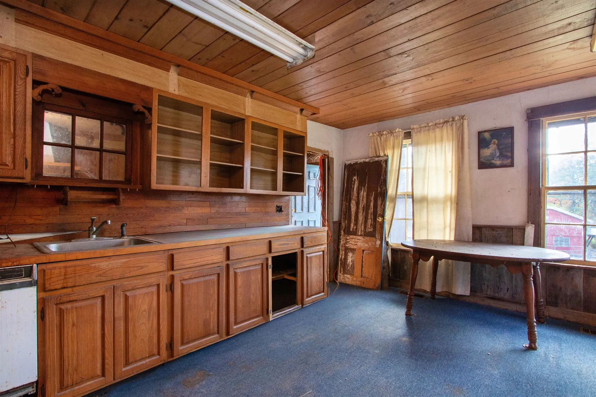 91 Venheim Road Lunenburg VT 05906